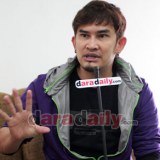 “อั้ม”ของขึ้น“พจน์”แขวะซื้อกระเป๋าหรูแทนที่จะเอาเงินไปทำบุญ