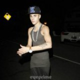 Justin and Selena at Yamato & selena's house =]