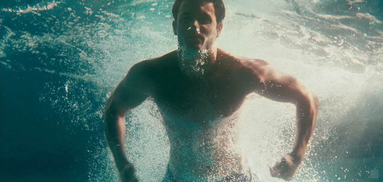 Penn Badgley Shirtless In The Stepfather Trailer