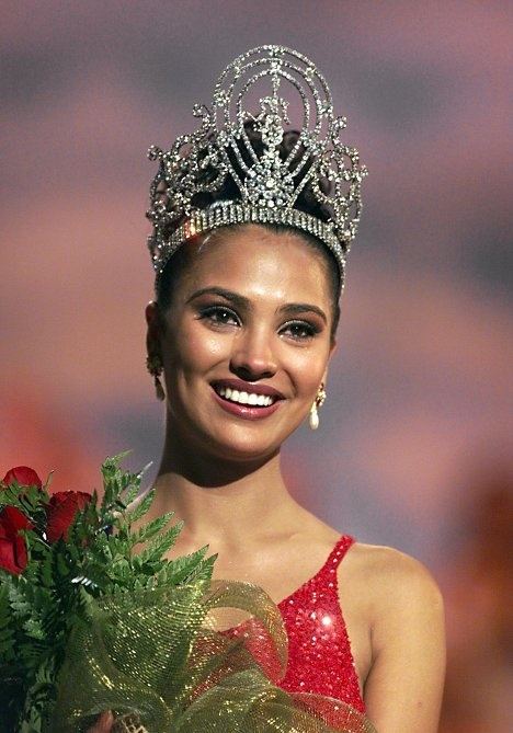 Lara Dutta Miss Universe 2000 From India