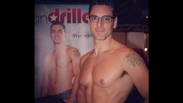 Ryan driller พระเอกหนงโปสดหลอ หลอระดบพระเอก หนงhollywood หลอววตายควายลม หลอหรม